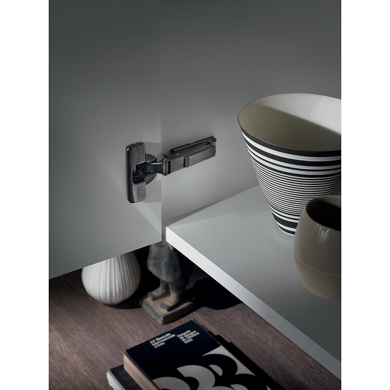 Charnières amorties 110° - à visser - entraxe 48 - coudure 17 - Silentia + Titanium - SALICE - 610926