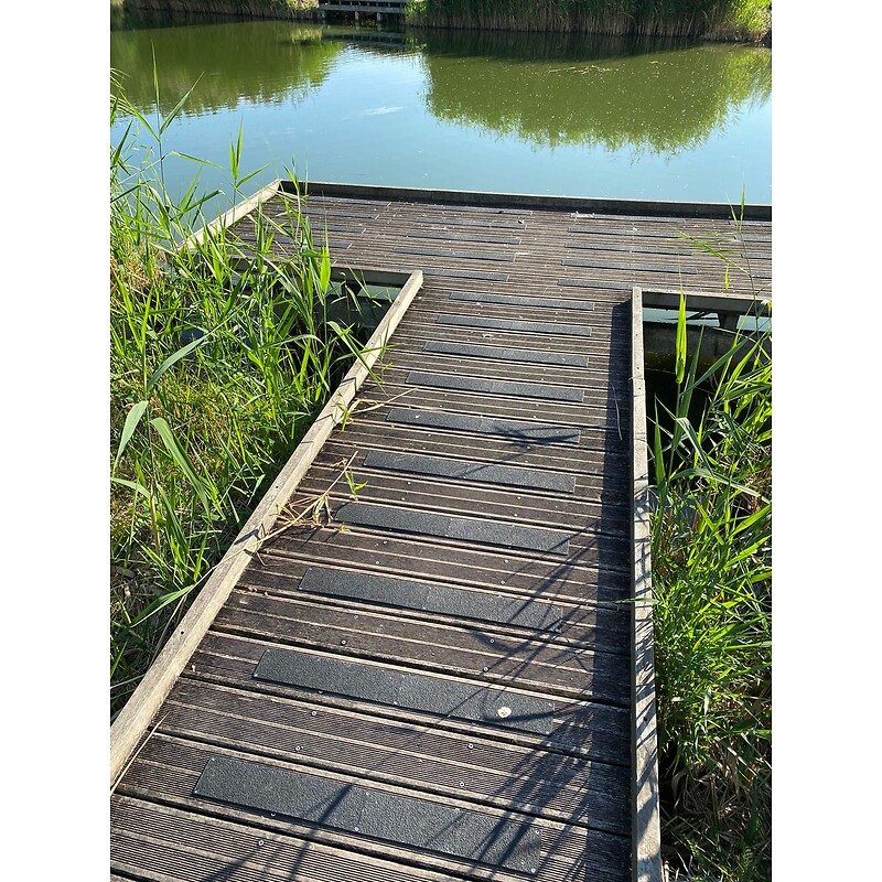Plaques antidérapantes pour sols - à visser - spécial bois - marron - 750 x 90 x 3 - WATTELEZ - 641469 – Image 4